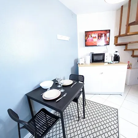 Duplex Le Coligny - Calme - Proche Centre Poitiers, Patinoire, Universite - Chu - Futuroscope A 20min 푸아티에