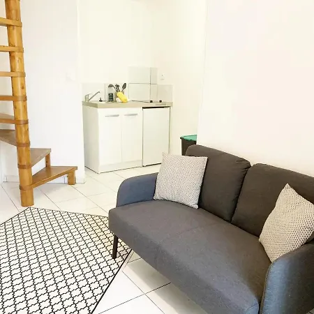Duplex Le Coligny - Calme - Proche Centre Poitiers, Patinoire, Universite - Chu - Futuroscope A 20min Apartment Poitiers