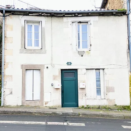 Duplex Le Coligny - Calme - Proche Centre Poitiers, Patinoire, Universite - Chu - Futuroscope A 20min